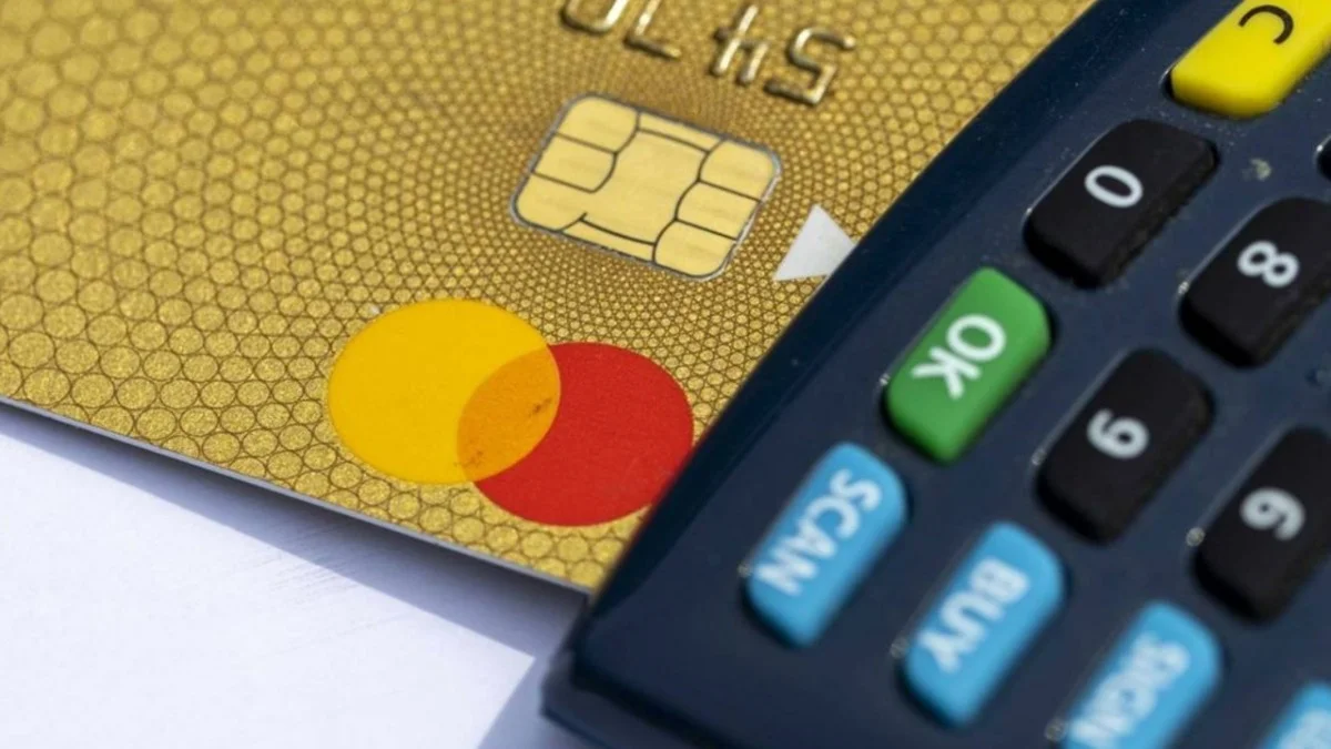 Bankalar Çıtayı Yükseltti: Kredi Kartında 35 Bin TL Maaşa 700 Bin TL İçin Onay Çıktı