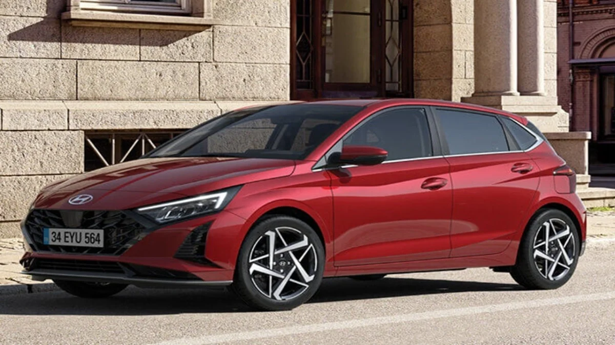 Sıfır Araç Piyasasında Mart Fırtınası: Hyundai i20'den 128.000 TL'lik Dev İndirim Hamlesi!